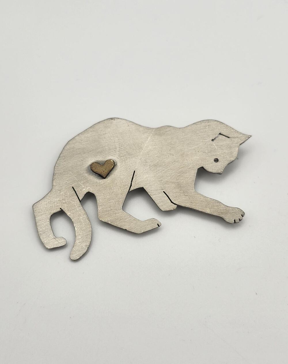 Vintage Mixed Metal Prowling Cat Brooch Pin Silver Tone Brass Heart Inset Lapel